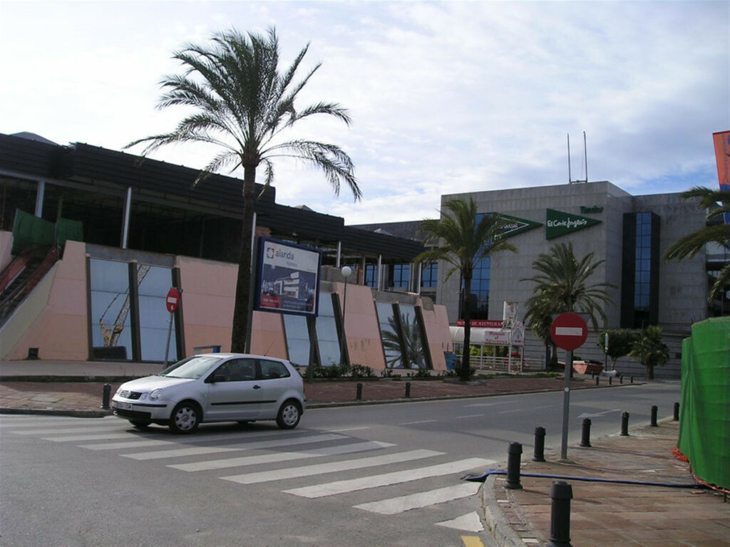 Office Puerto Banús Málaga - image 3