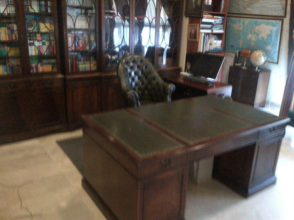 Office Puerto Banús Málaga - image 6