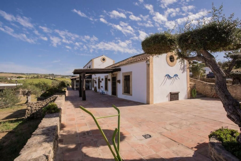 Finca - Cortijo Arcos de la Frontera Cádiz - image 2