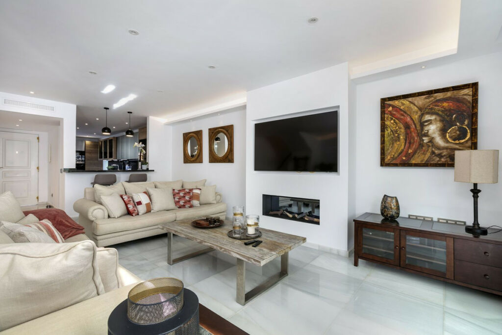 Semi-Detached House Marbella Málaga - image 2