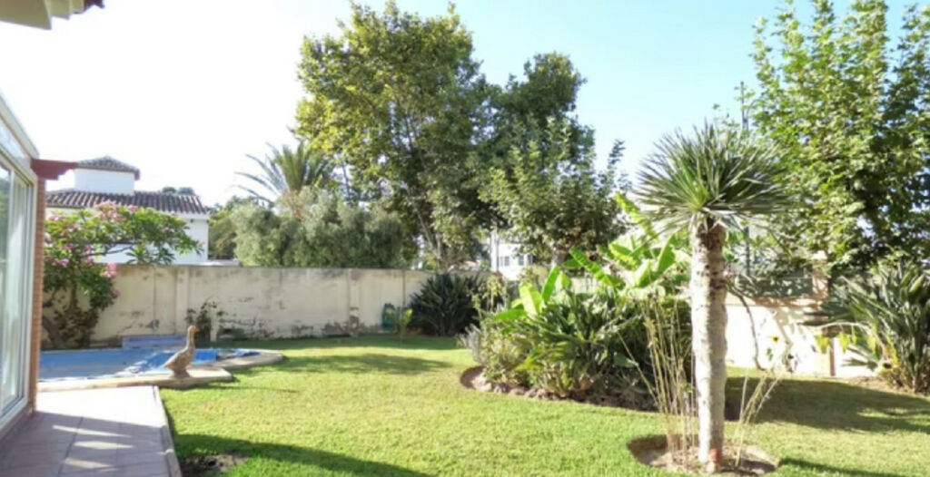 Detached Villa Málaga Málaga - image 4