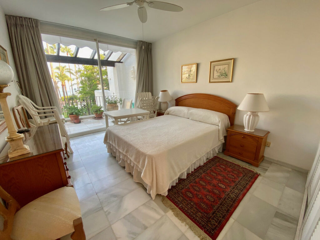 Penthouse Estepona Málaga - image 5