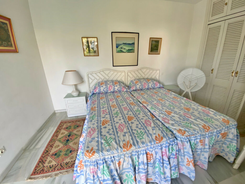 Penthouse Estepona Málaga - image 6