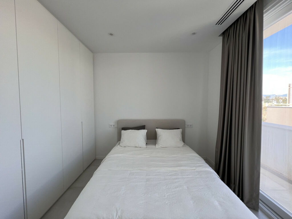 Detached Villa Calahonda Málaga - image 18