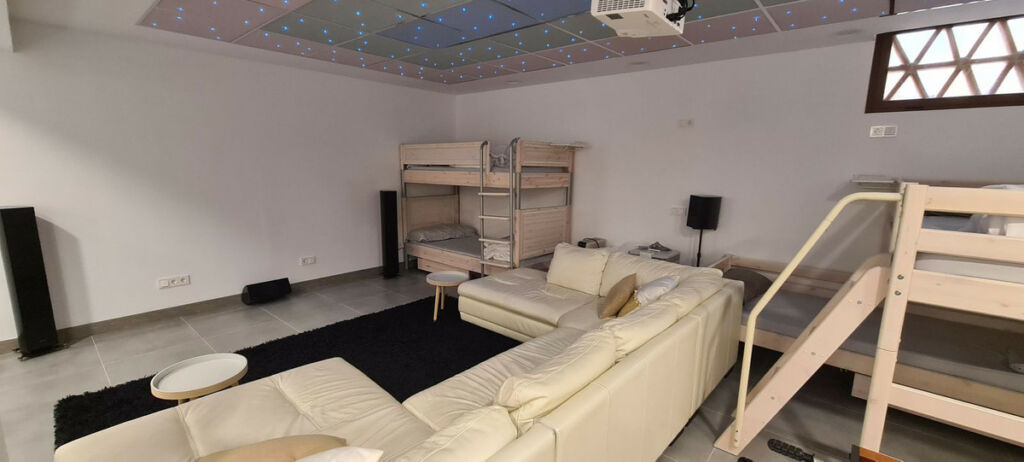 Detached Villa Cerros del Aguila Málaga - image 19