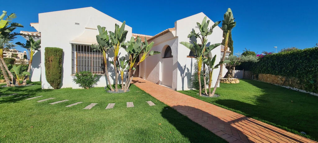 Detached Villa Cerros del Aguila Málaga - image 22