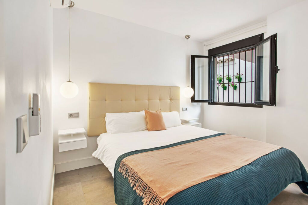 Ground Floor Apartment Puerto Banús Málaga - image 23