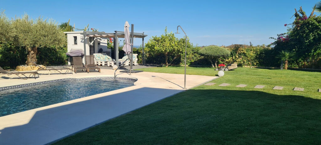 Detached Villa Cerros del Aguila Málaga - image 25