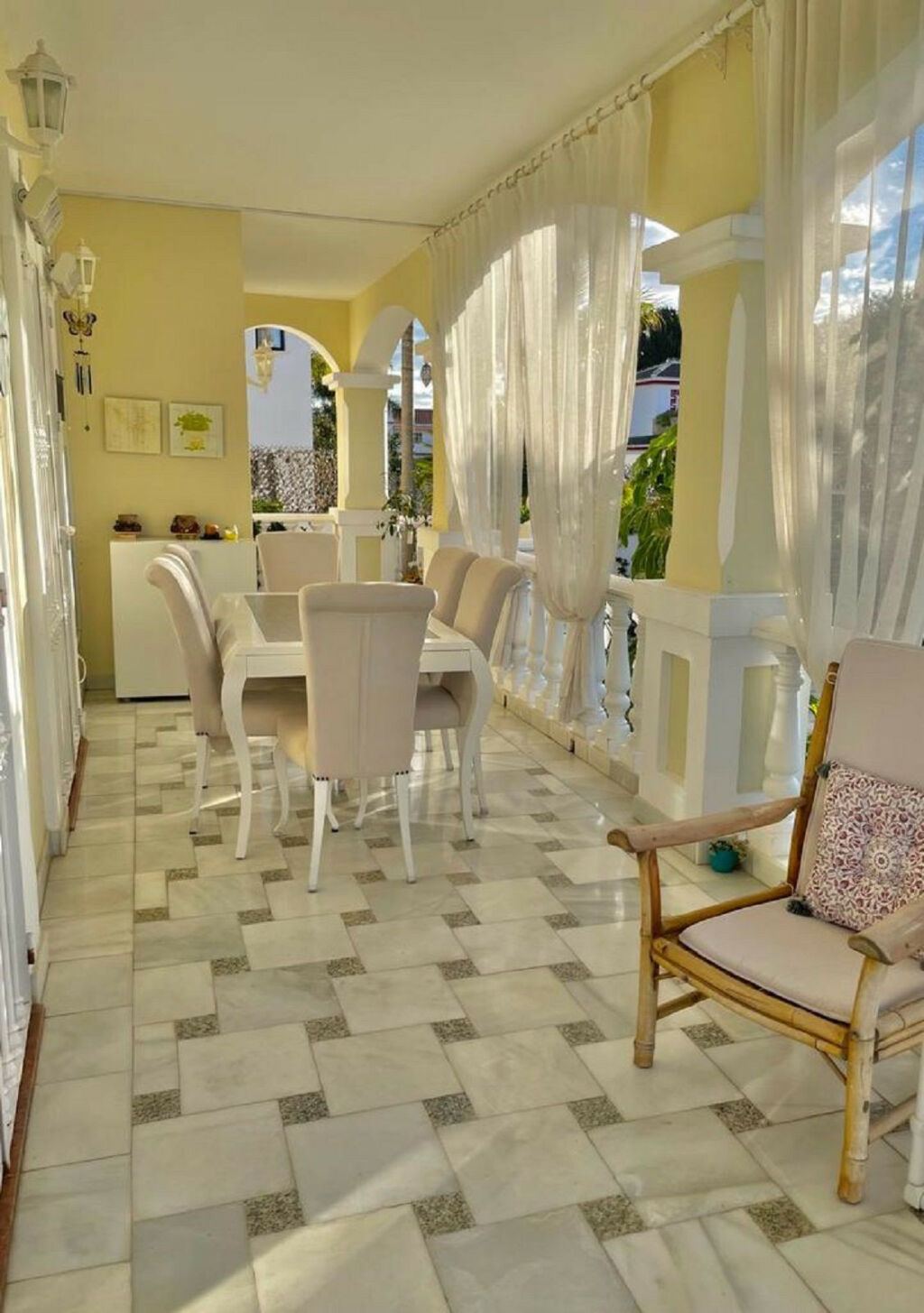 Detached Villa Guadalmina Baja Málaga - image 3