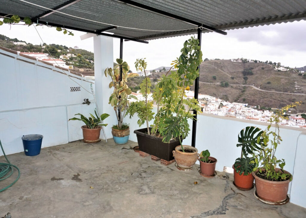 Semi-Detached House Cómpeta Málaga - image 3