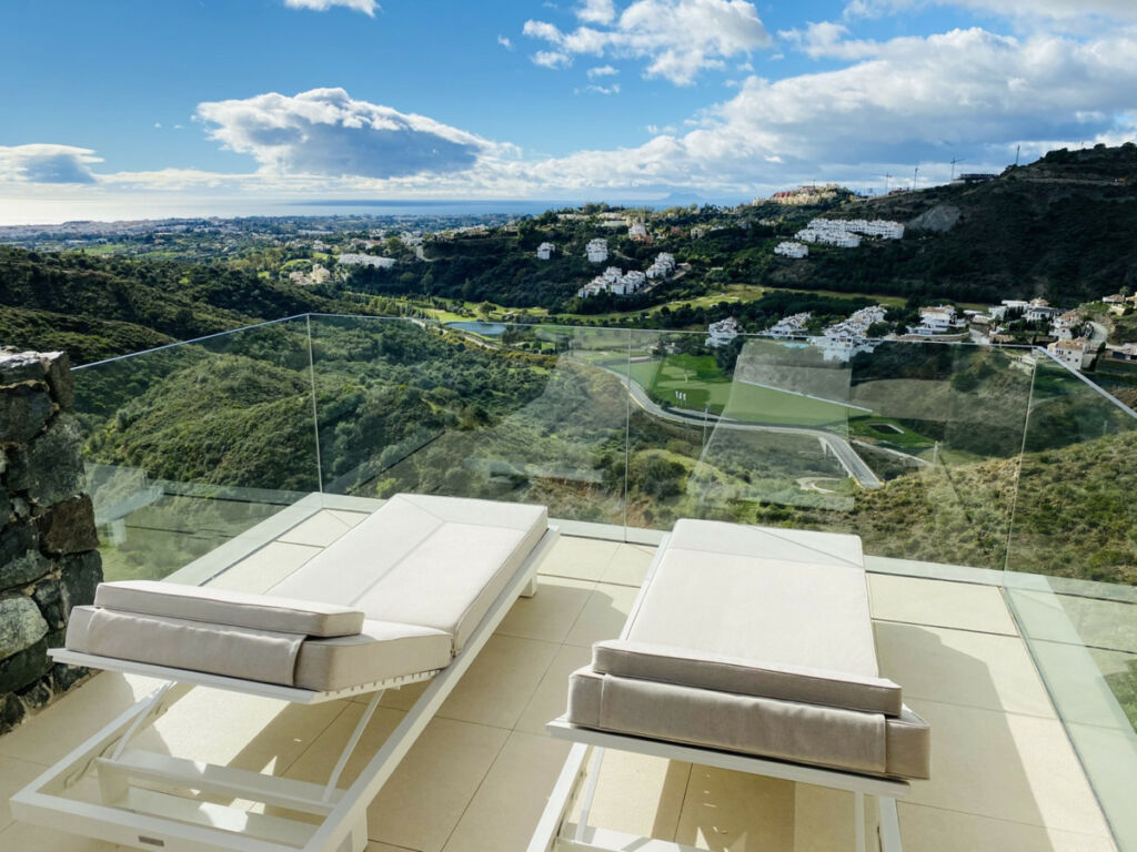 Middle Floor Apartment Benahavís Málaga - image 34