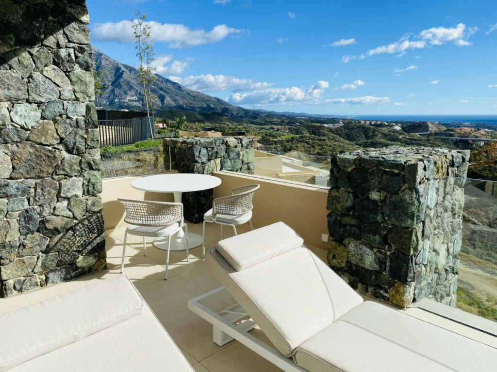 Middle Floor Apartment Benahavís Málaga - image 37