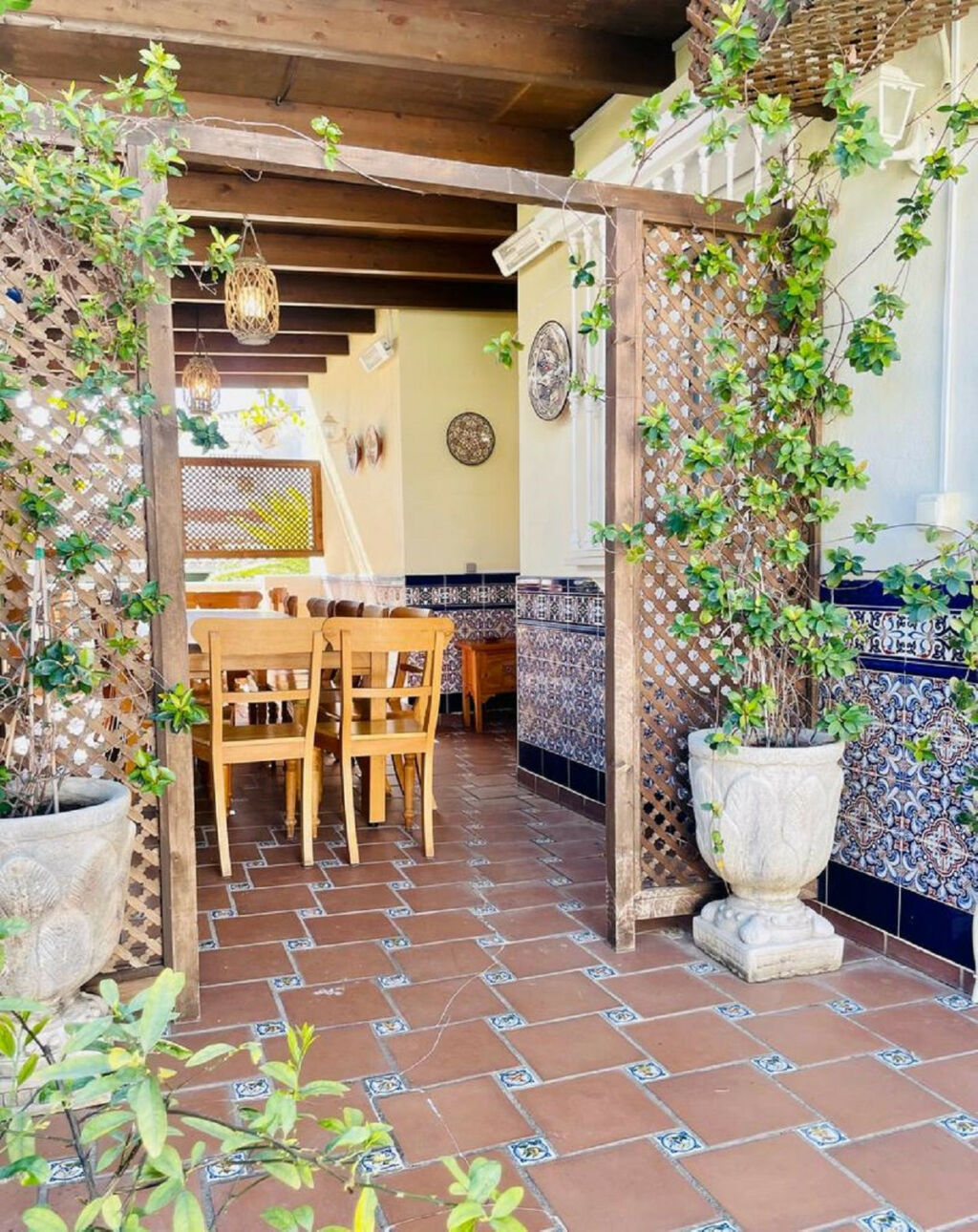 Detached Villa Guadalmina Baja Málaga - image 4