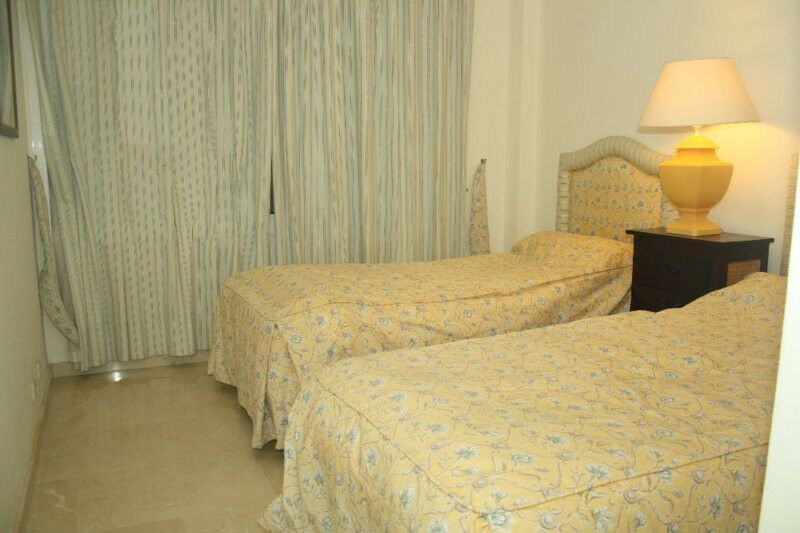 Penthouse Selwo Málaga - image 9