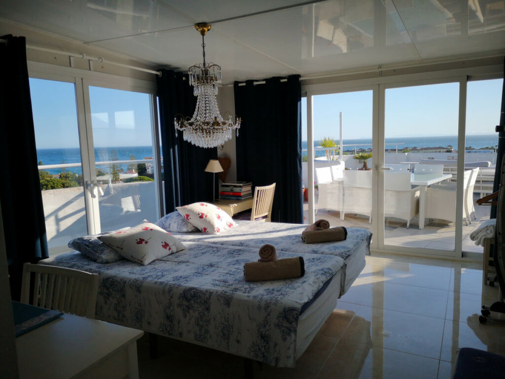 Penthouse Marbesa Málaga - image 10