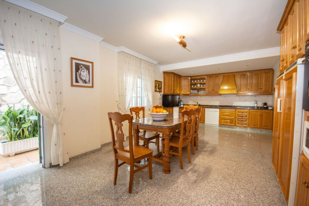 Detached Villa Mijas Málaga - image 10