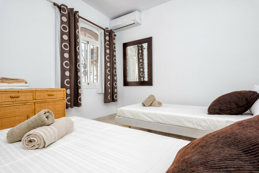 Ground Floor Apartment Calahonda Málaga - image 10
