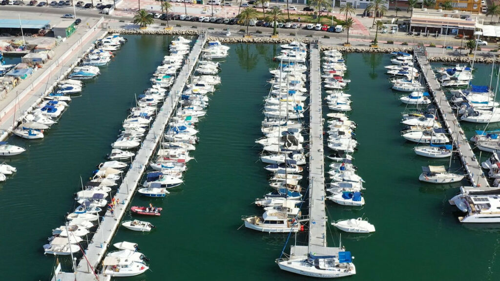 Commercial Plot Caleta de Vélez Málaga - image 11