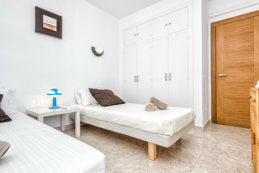 Ground Floor Apartment Calahonda Málaga - image 11