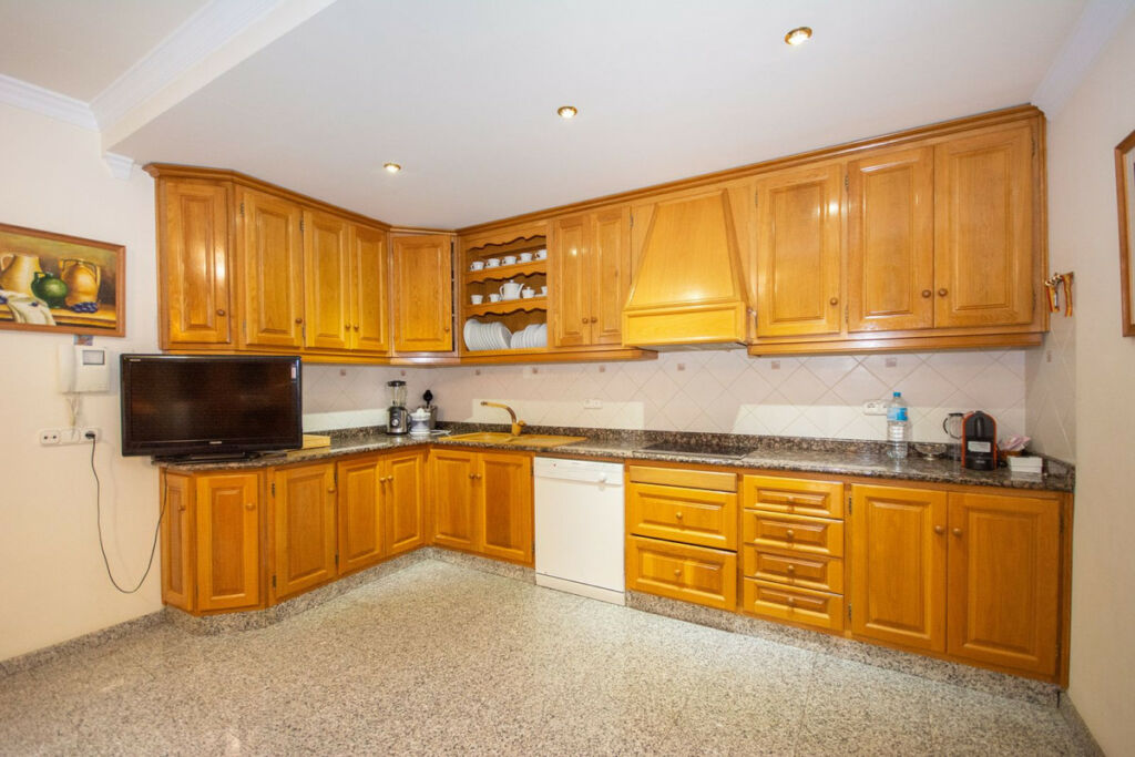 Detached Villa Mijas Málaga - image 11