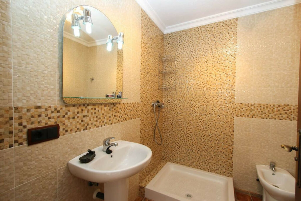 Townhouse Guaro Málaga - image 19