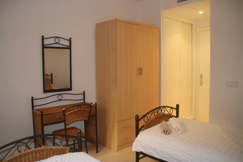 Ground Floor Apartment Los Arqueros Málaga - image 20