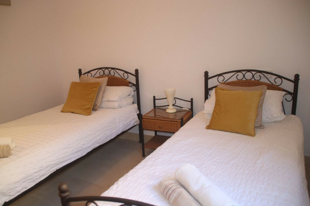 Ground Floor Apartment Los Arqueros Málaga - image 21