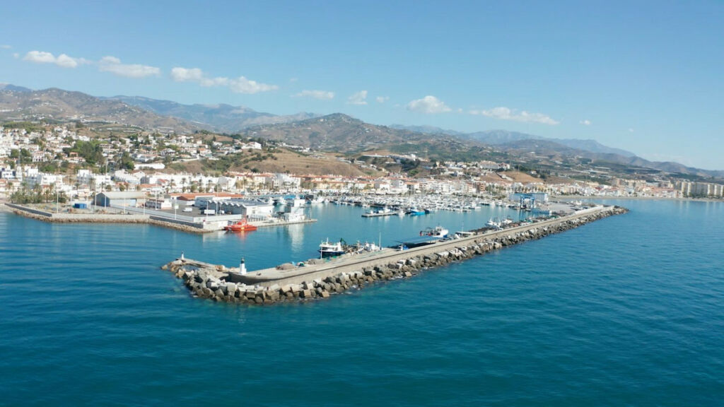 Commercial Plot Caleta de Vélez Málaga - image 3