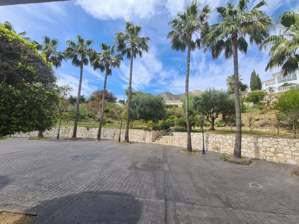 Detached Villa La Capellania Málaga - image 34