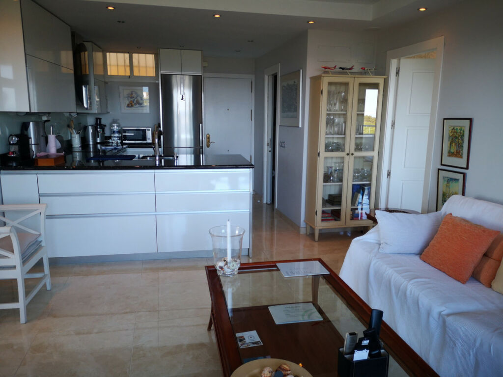 Penthouse Marbesa Málaga - image 4