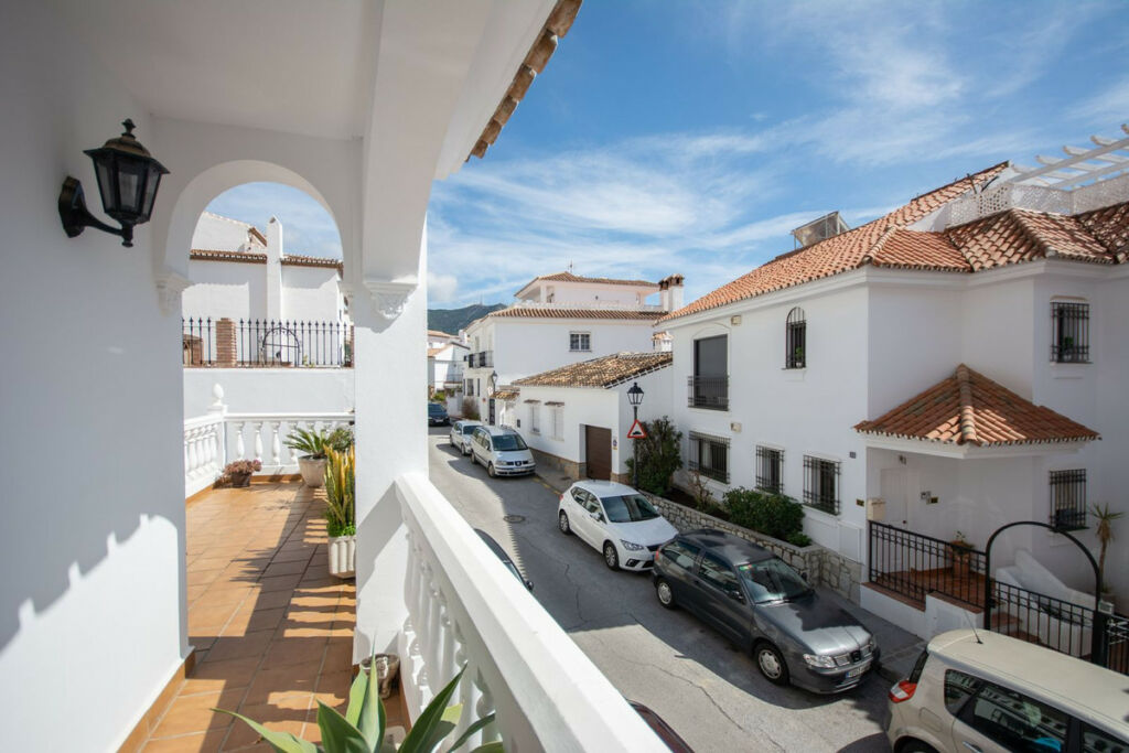 Detached Villa Mijas Málaga - image 45