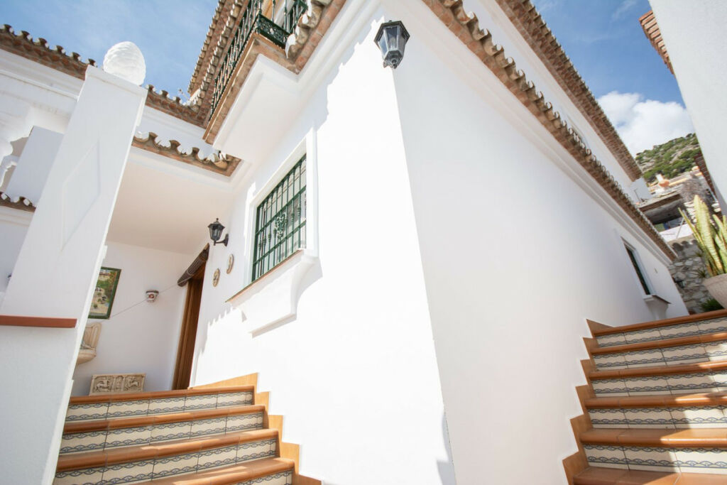 Detached Villa Mijas Málaga - image 46