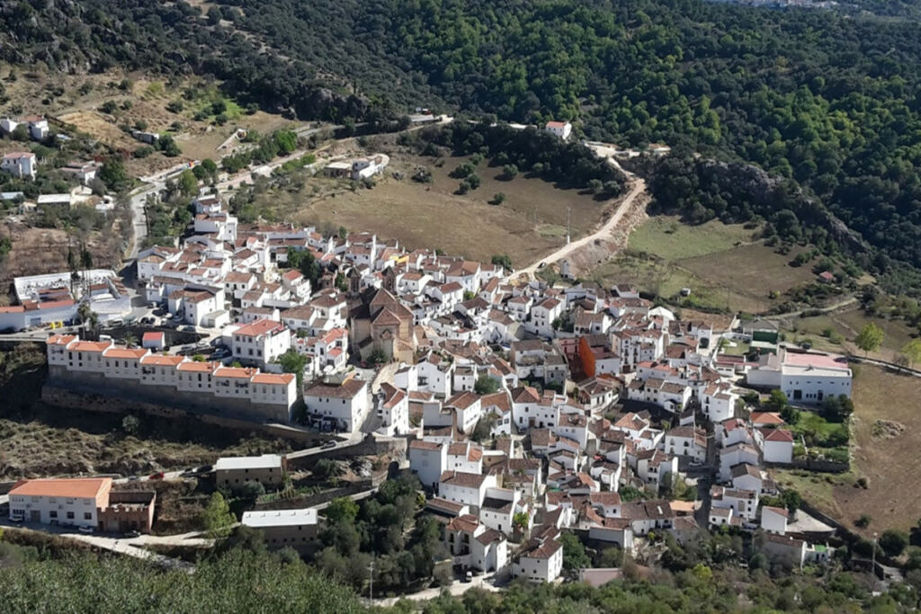 Land Alpandeire Málaga - image 8