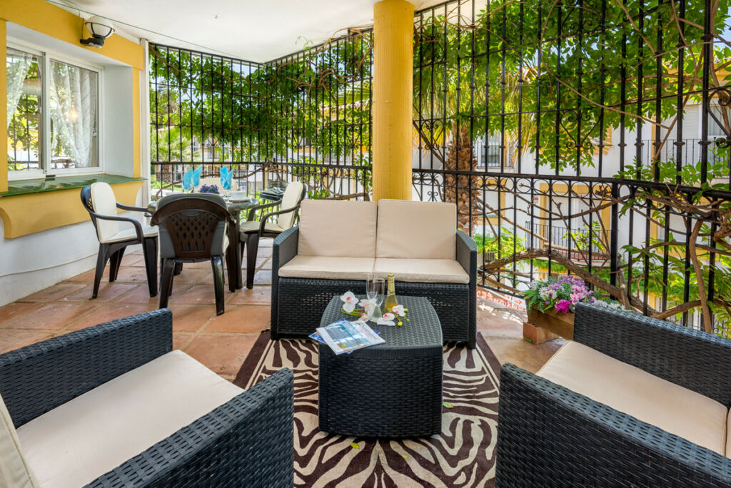Ground Floor Apartment Calahonda Málaga - image 8