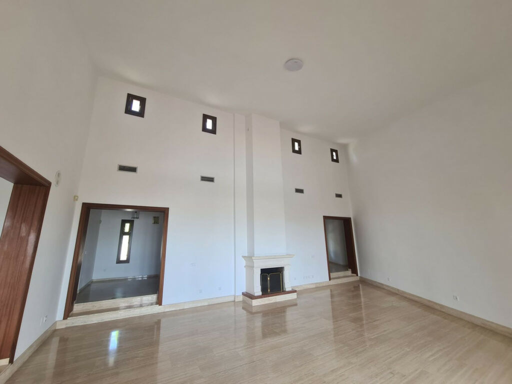 Detached Villa La Capellania Málaga - image 9