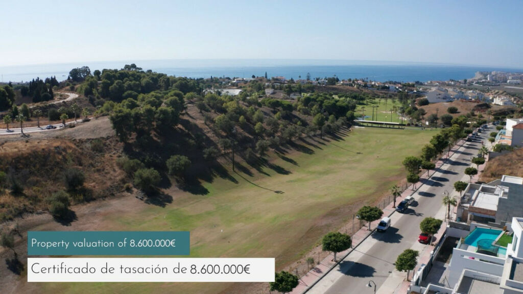 Commercial Plot Caleta de Vélez Málaga - image 9