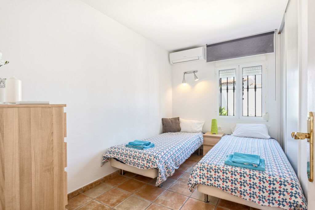 Detached Villa Calypso Málaga - image 10