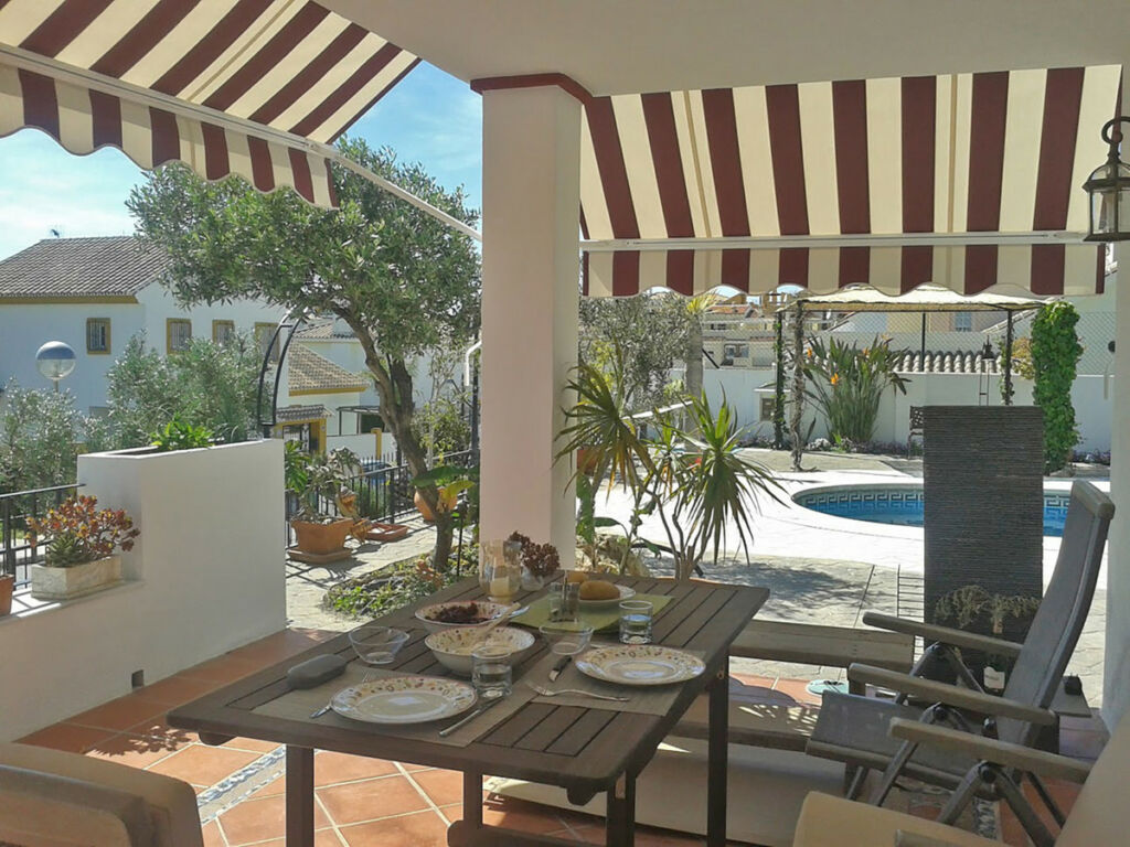 Detached Villa Calahonda Málaga - image 12
