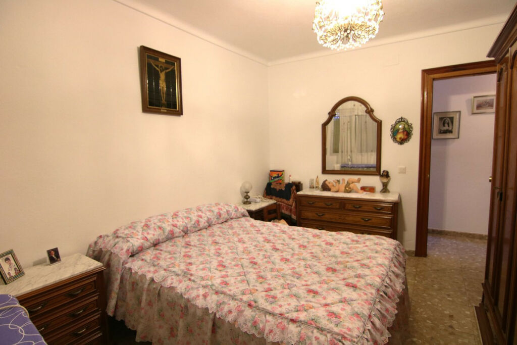 Middle Floor Apartment Guaro Málaga - image 12