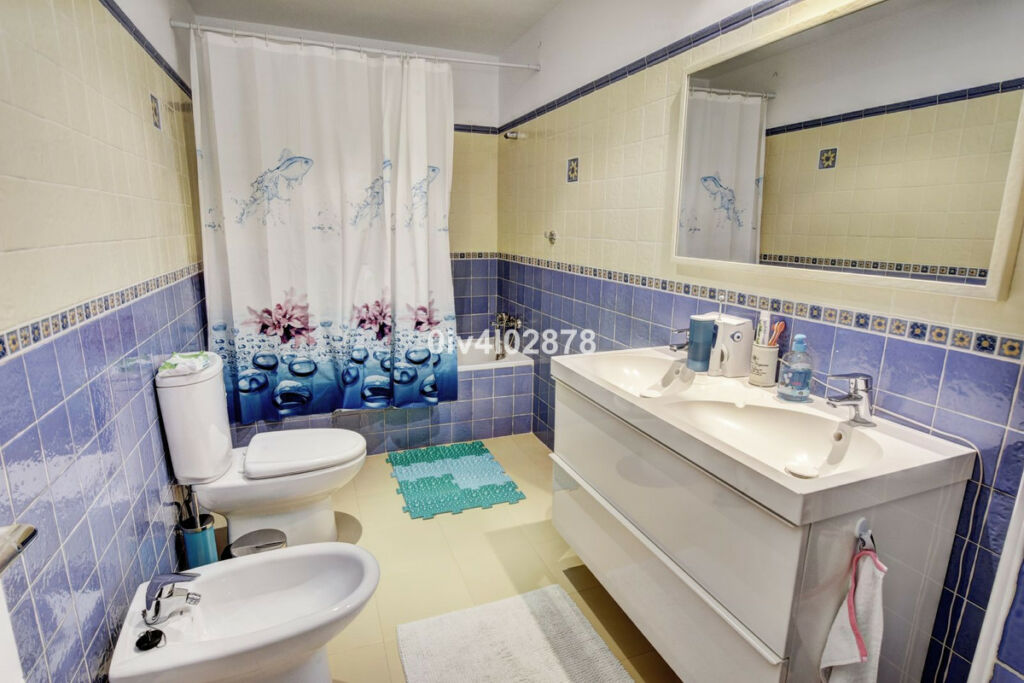 Townhouse Arroyo de la Miel Málaga - image 14
