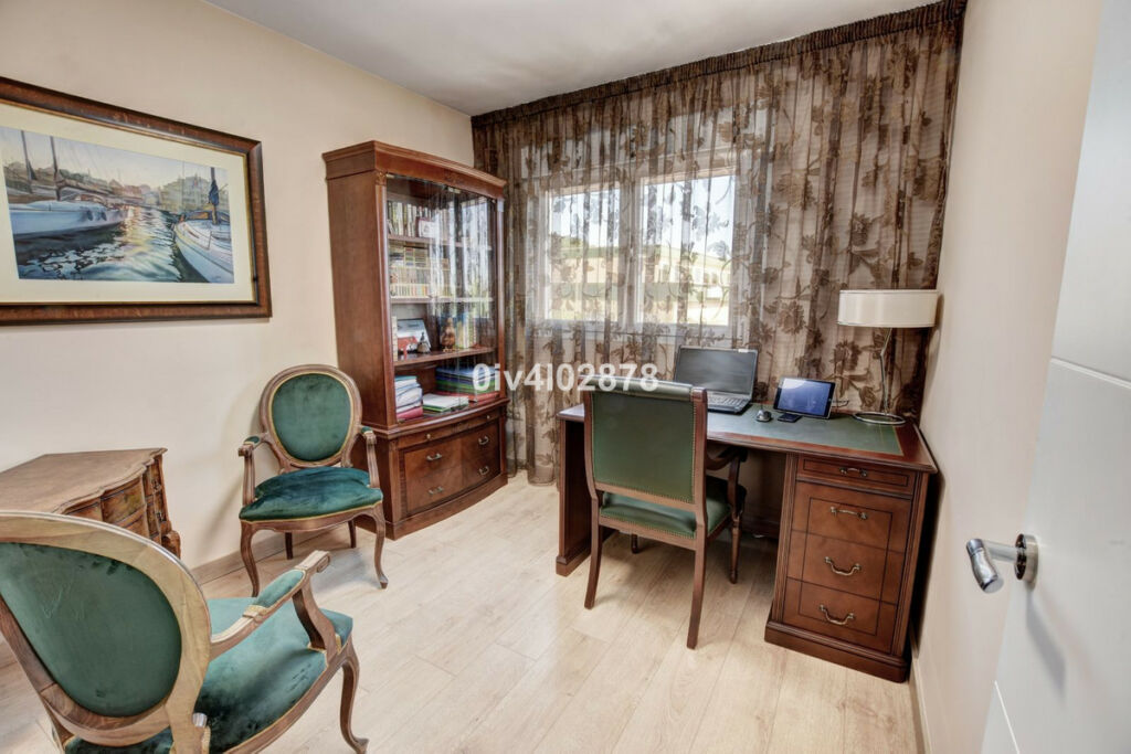 Townhouse Arroyo de la Miel Málaga - image 16