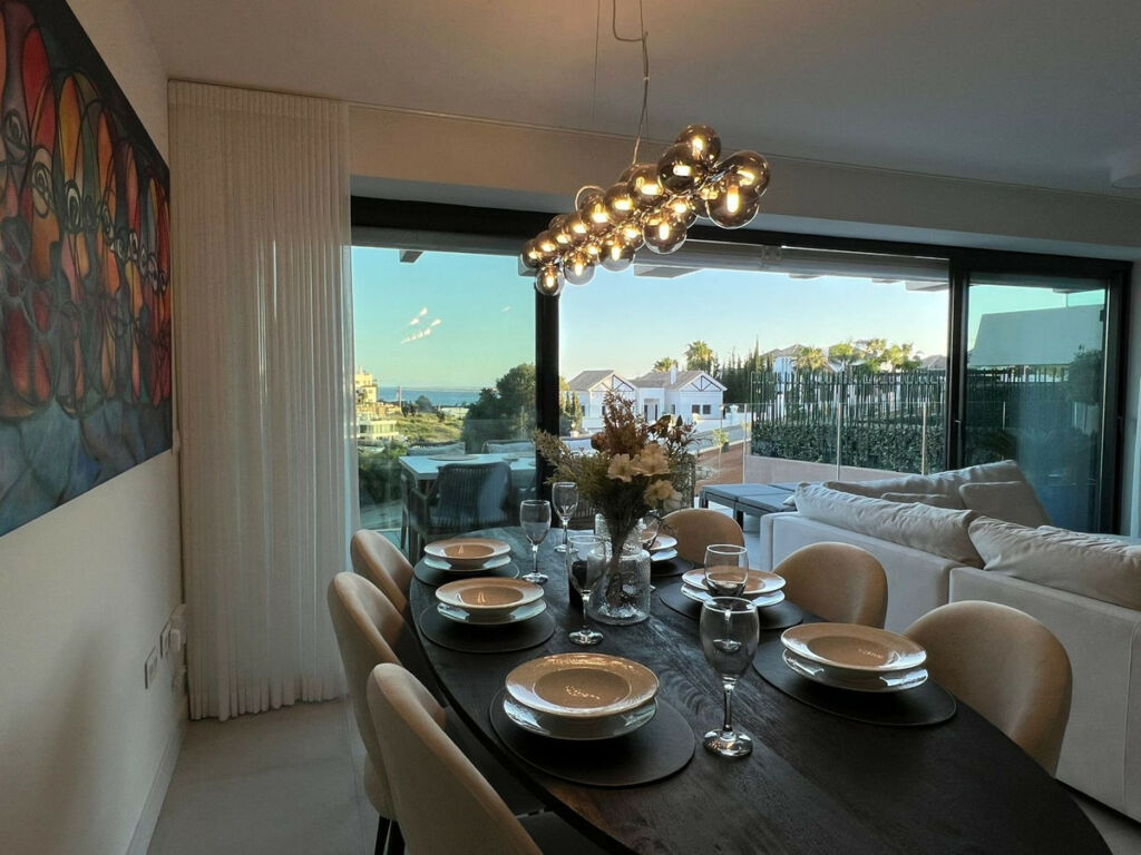 Middle Floor Apartment Selwo Málaga - image 18