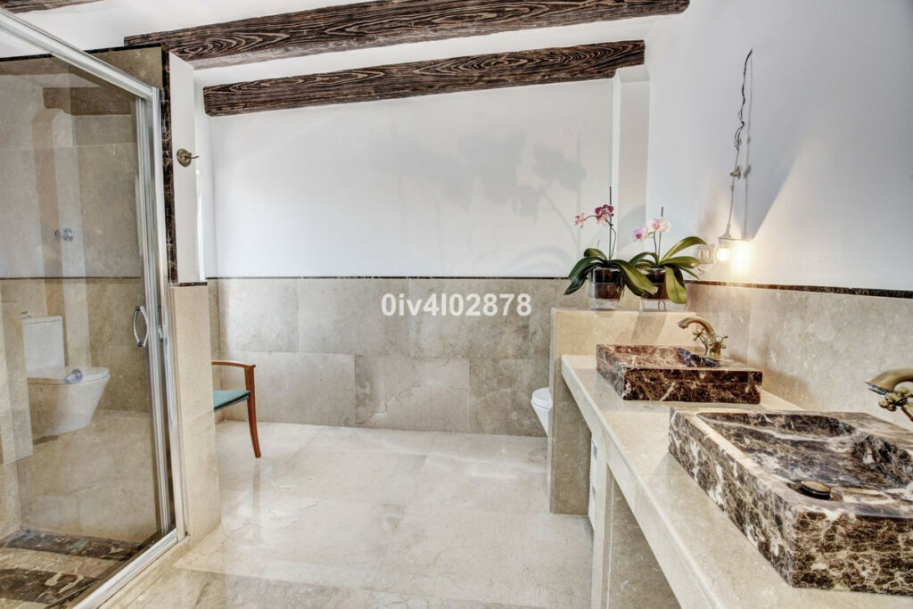 Townhouse Arroyo de la Miel Málaga - image 19