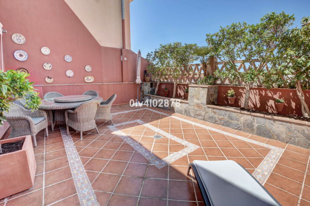 Townhouse Arroyo de la Miel Málaga - image 2