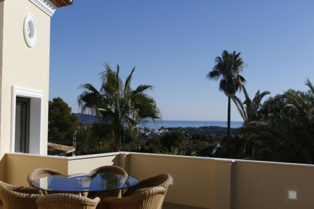 Detached Villa Benissa Alicante - image 2