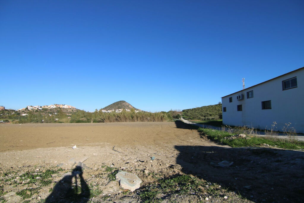 Commercial Plot Coín Málaga - image 2