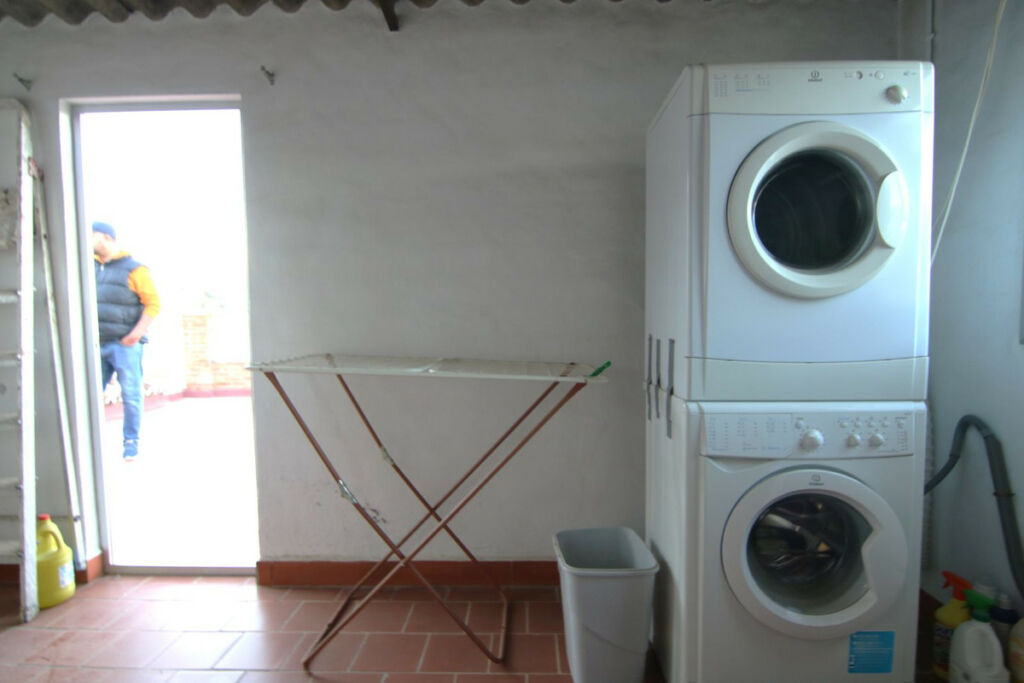 Middle Floor Apartment Guaro Málaga - image 20