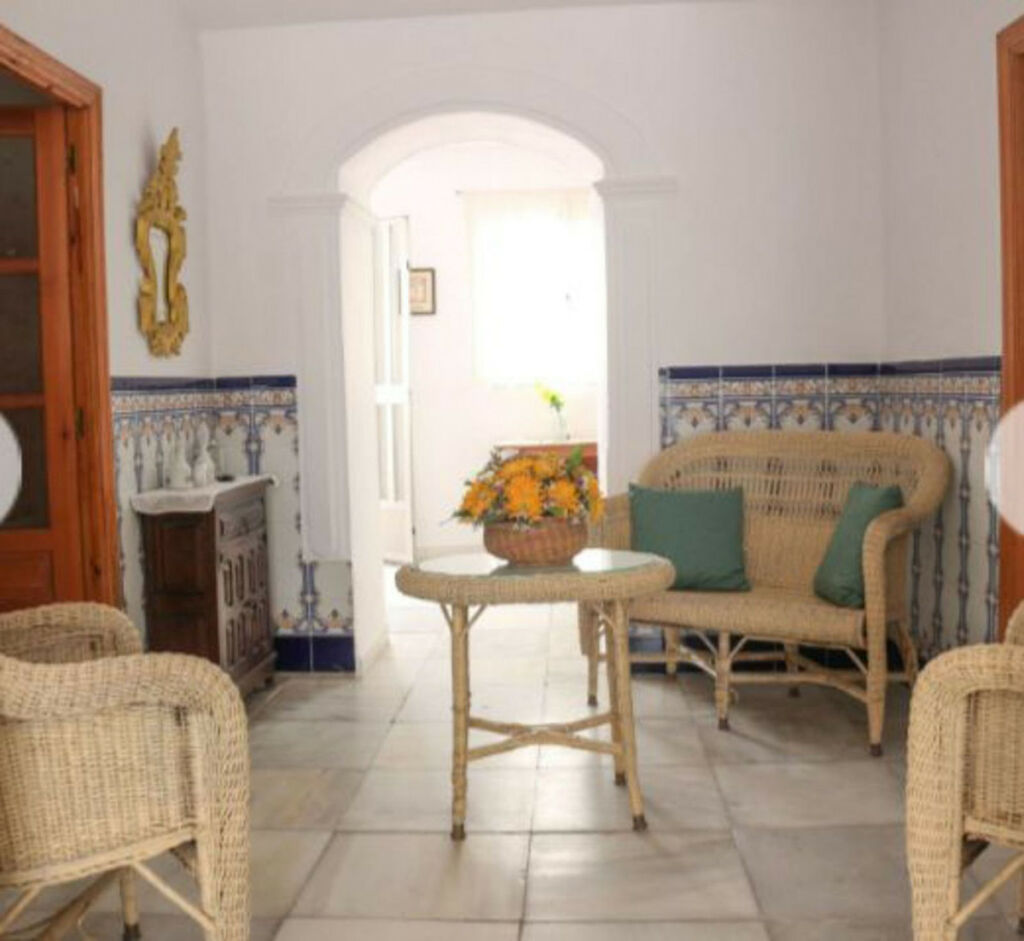 Townhouse Jimena de la Frontera Cádiz - image 3