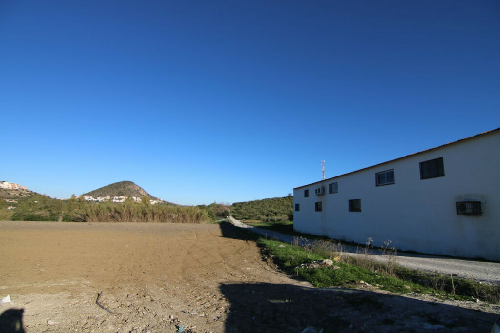 Commercial Plot Coín Málaga - image 3