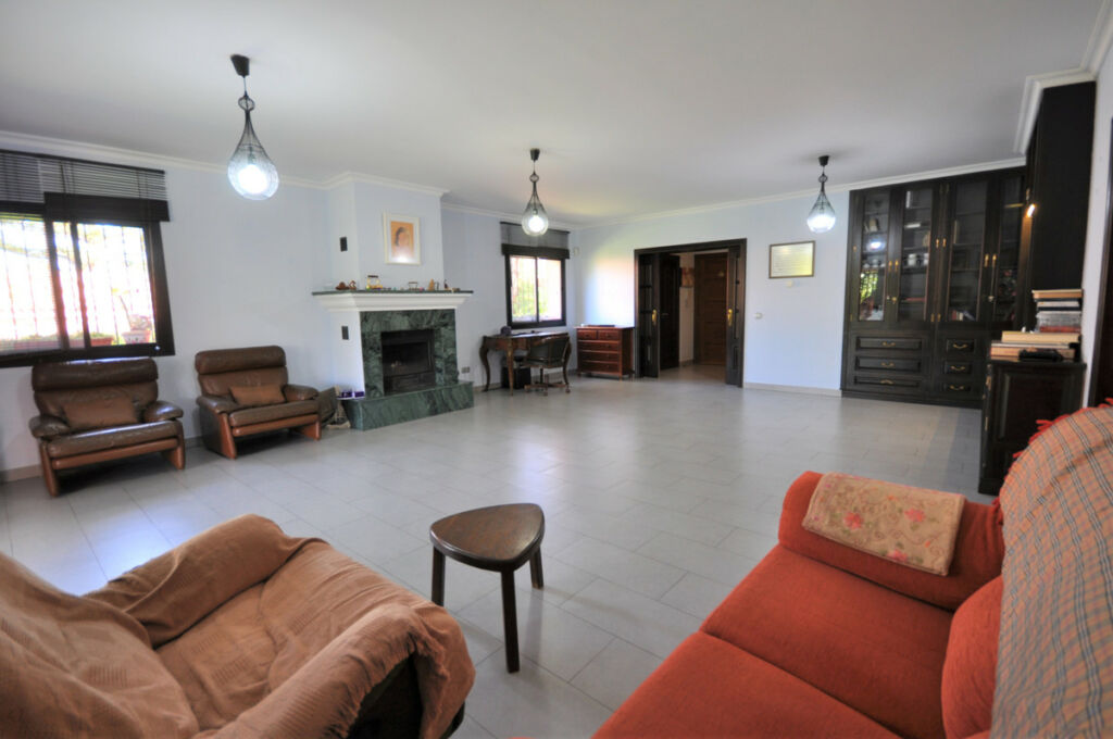 Detached Villa Casares Playa Málaga - image 32